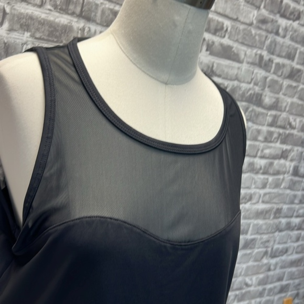 Fabletics tank‎ - Picture 5 of 10